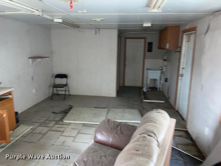 image for item MI9631 Oilfield doghouse