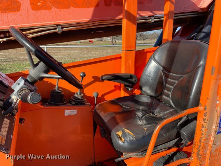 image for item MI9645 2012 JLG 8042  telehandler