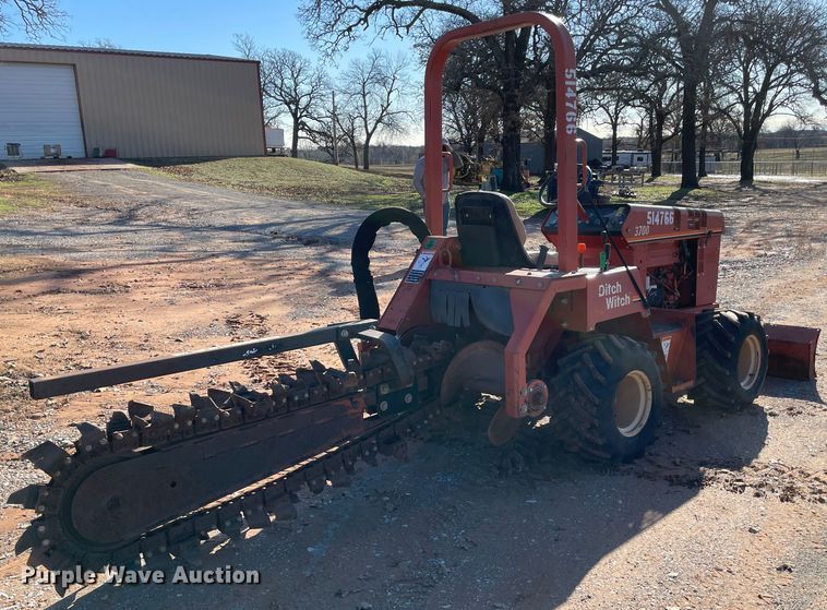 image for item MI9648 2004 Ditch Witch 3700  trencher