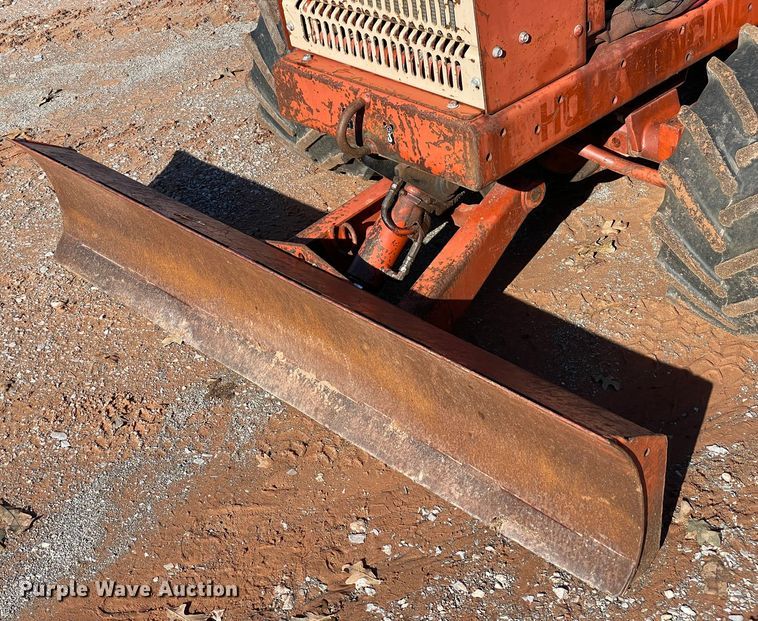 image for item MI9648 2004 Ditch Witch 3700  trencher
