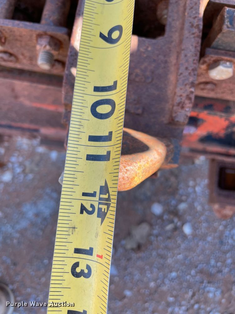 image for item MI9648 2004 Ditch Witch 3700  trencher