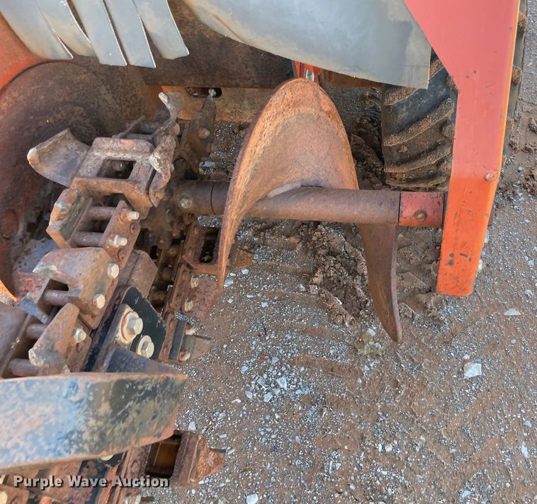 image for item MI9648 2004 Ditch Witch 3700  trencher