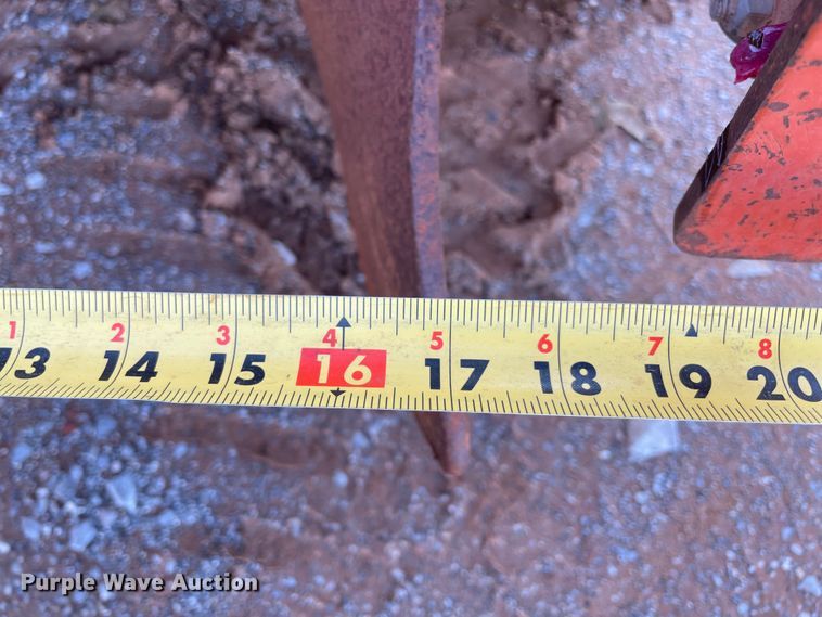 image for item MI9648 2004 Ditch Witch 3700  trencher