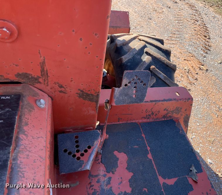 image for item MI9648 2004 Ditch Witch 3700  trencher