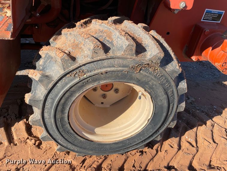 image for item MI9648 2004 Ditch Witch 3700  trencher