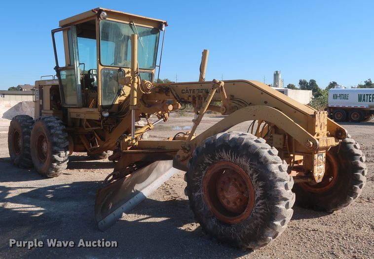 image for item MJ9188 1983 Caterpillar 12G  motor grader