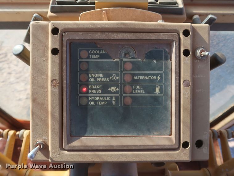 image for item MJ9188 1983 Caterpillar 12G  motor grader