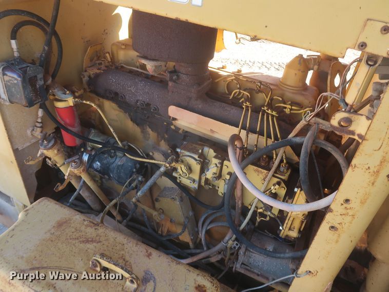 image for item MJ9188 1983 Caterpillar 12G  motor grader