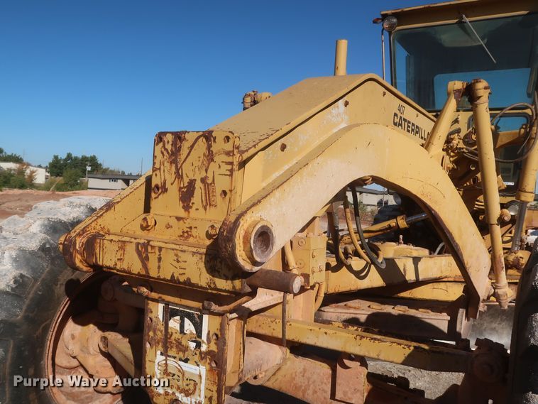 image for item MJ9188 1983 Caterpillar 12G  motor grader
