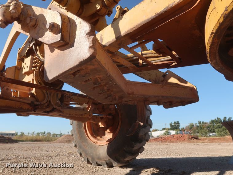 image for item MJ9188 1983 Caterpillar 12G  motor grader