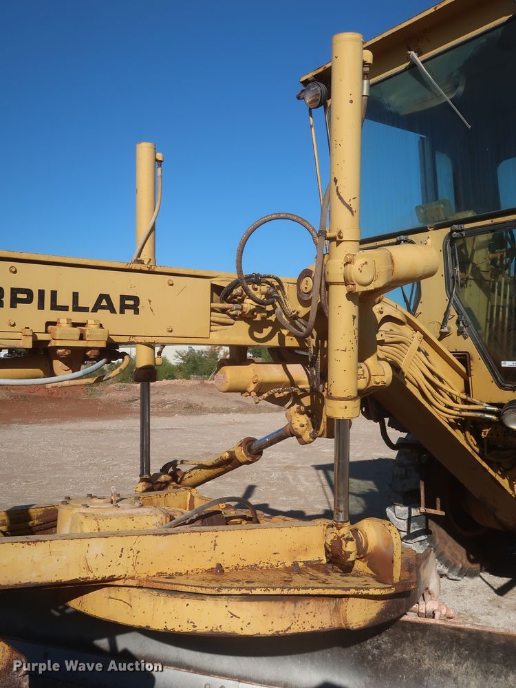image for item MJ9188 1983 Caterpillar 12G  motor grader