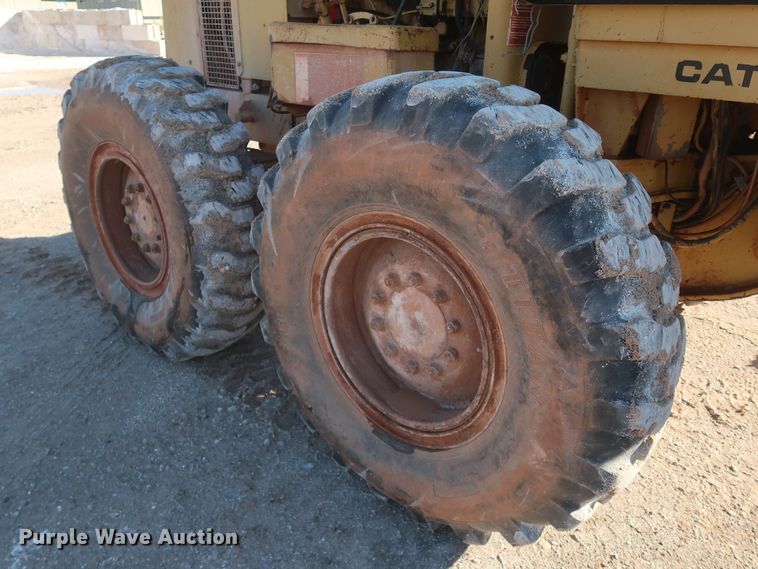 image for item MJ9188 1983 Caterpillar 12G  motor grader
