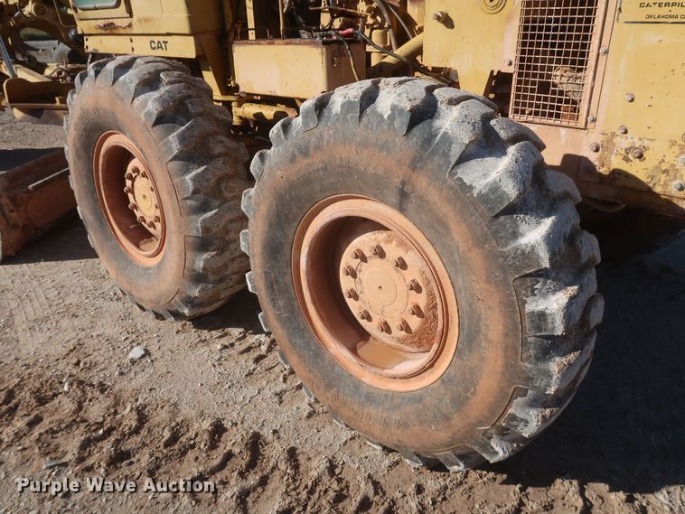 image for item MJ9188 1983 Caterpillar 12G  motor grader