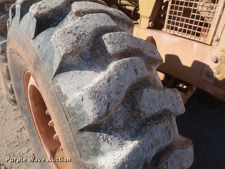 image for item MJ9188 1983 Caterpillar 12G  motor grader