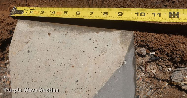 image for item MJ9193 Approximately 100 concrete parking blocks