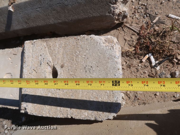 image for item MJ9193 Approximately 100 concrete parking blocks