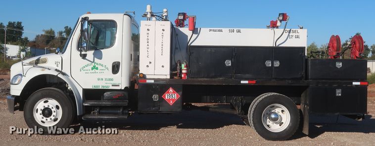 image for item MJ9194 2010 Freightliner Business Class M2  fuel / lube truck