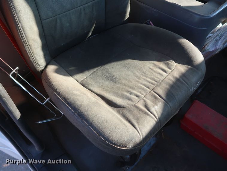 image for item MJ9194 2010 Freightliner Business Class M2  fuel / lube truck