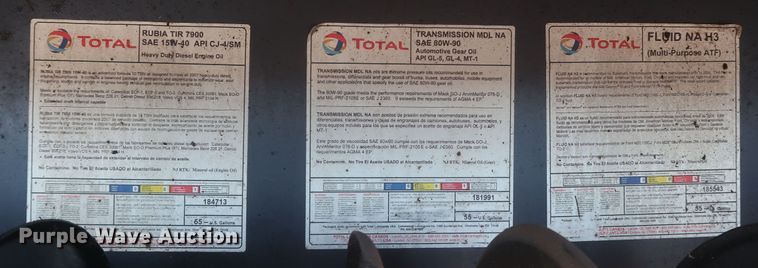 image for item MJ9194 2010 Freightliner Business Class M2  fuel / lube truck