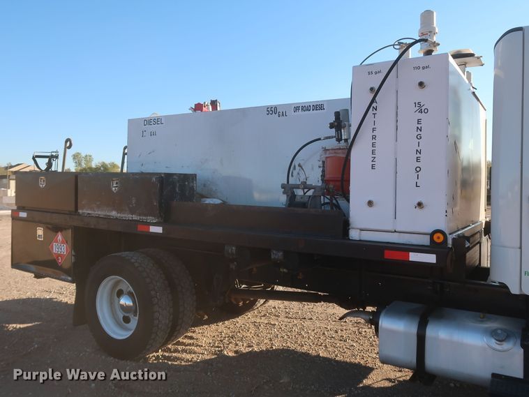 image for item MJ9194 2010 Freightliner Business Class M2  fuel / lube truck