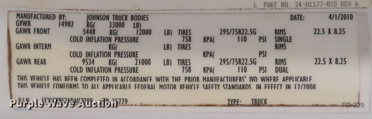 image for item MJ9194 2010 Freightliner Business Class M2  fuel / lube truck