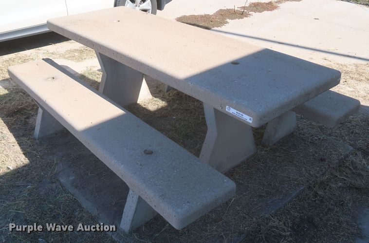 image for item MJ9196 Picnic table