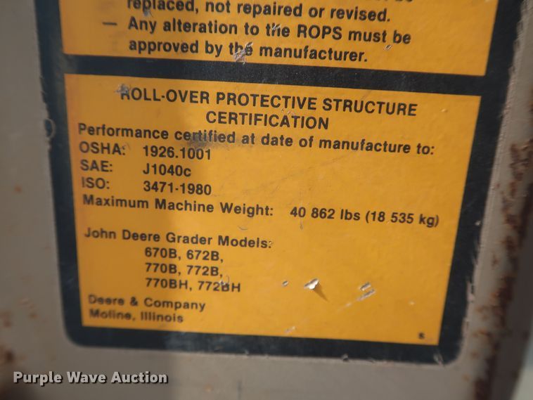 image for item MJ9201 1989 John Deere 670B  motor grader