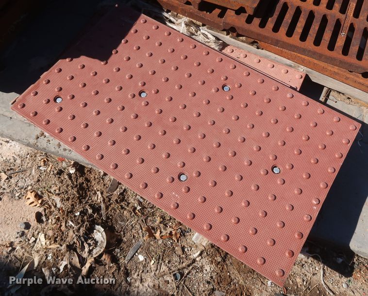 image for item MJ9205 Road safety equipment