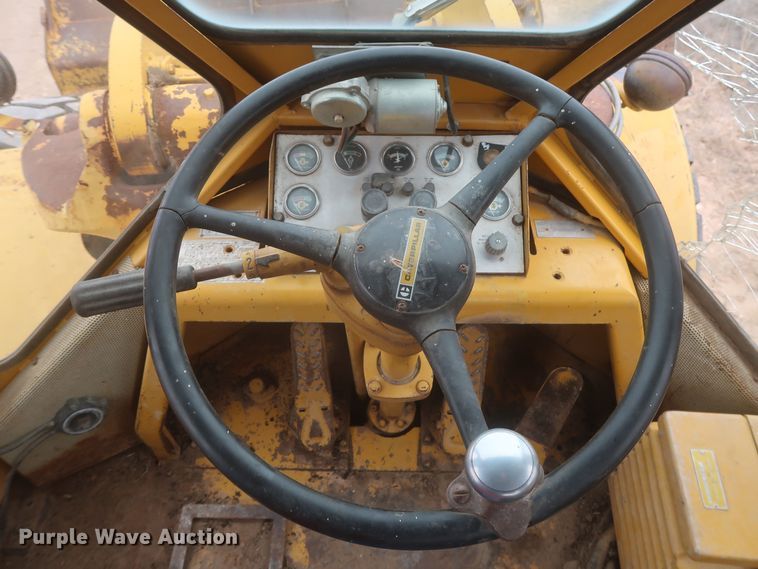 image for item MJ9271 1975 Caterpillar 966C  wheel loader