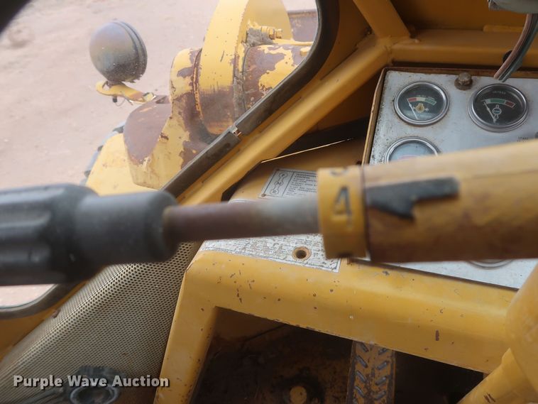 image for item MJ9271 1975 Caterpillar 966C  wheel loader