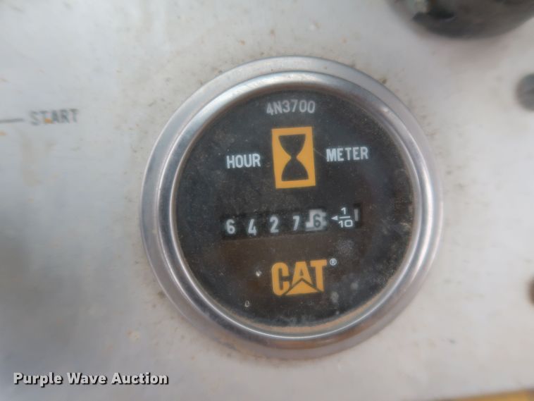 image for item MJ9271 1975 Caterpillar 966C  wheel loader