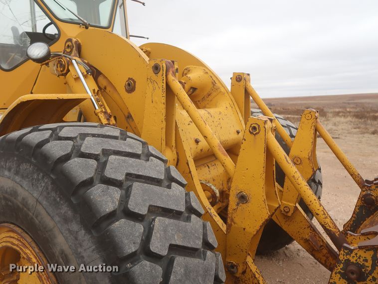 image for item MJ9271 1975 Caterpillar 966C  wheel loader