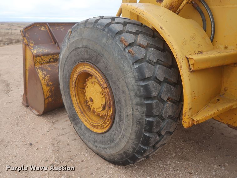 image for item MJ9271 1975 Caterpillar 966C  wheel loader