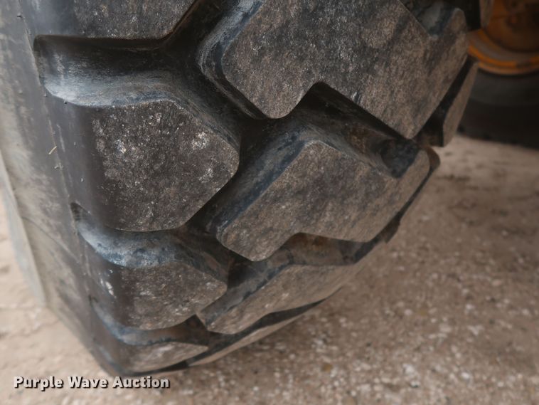 image for item MJ9271 1975 Caterpillar 966C  wheel loader