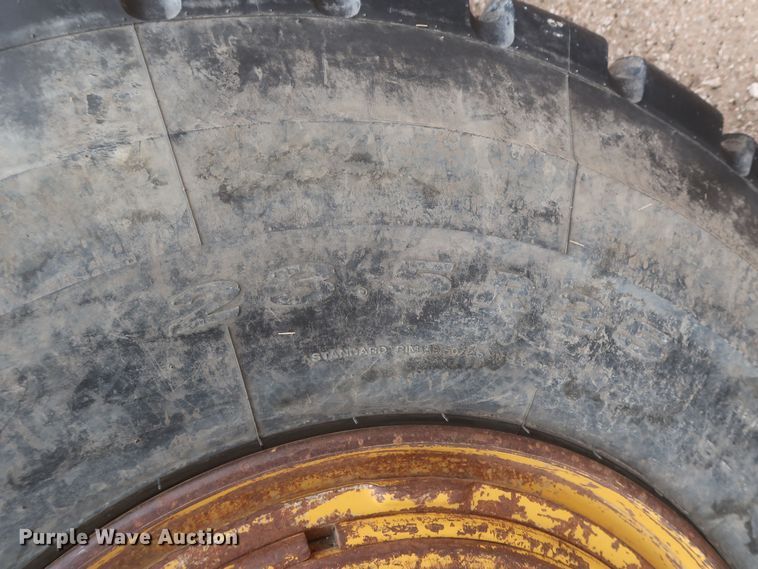 image for item MJ9271 1975 Caterpillar 966C  wheel loader