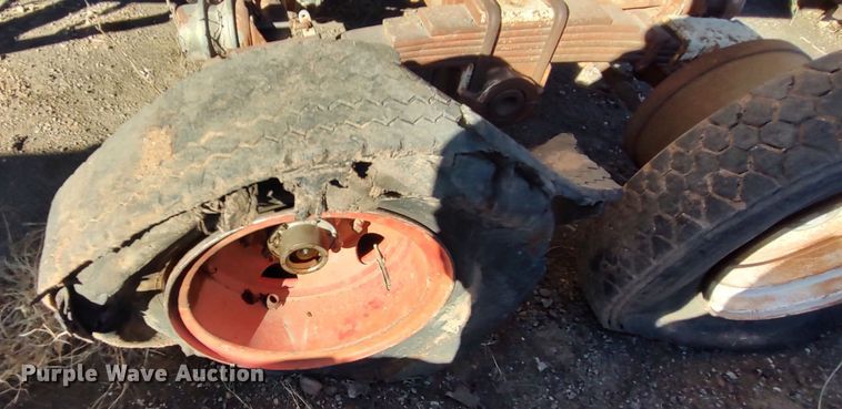 image for item MJ9279 1983 Cherokee  end dump trailer