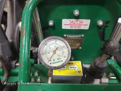 image for item MM9845 McElroy TracStar 250/28  pipe fusion machine