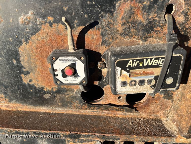 image for item MN9447 2011 Landoll  drop tilt deck equipment trailer