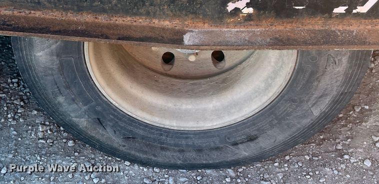 image for item MN9447 2011 Landoll  drop tilt deck equipment trailer