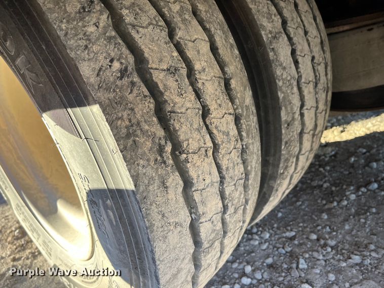 image for item MN9447 2011 Landoll  drop tilt deck equipment trailer