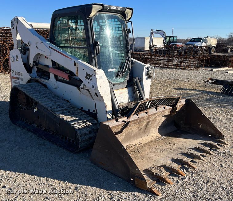 image for item MN9448 2012 Bobcat T750  tracked skid steer loader
