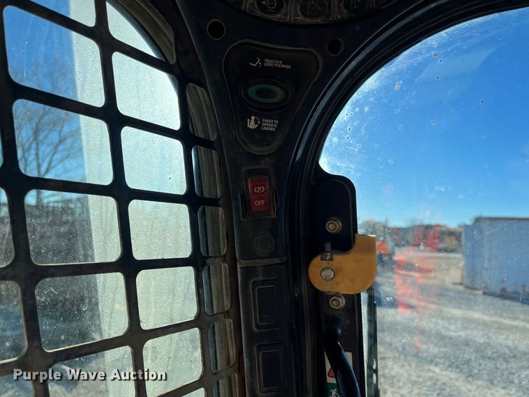 image for item MN9448 2012 Bobcat T750  tracked skid steer loader