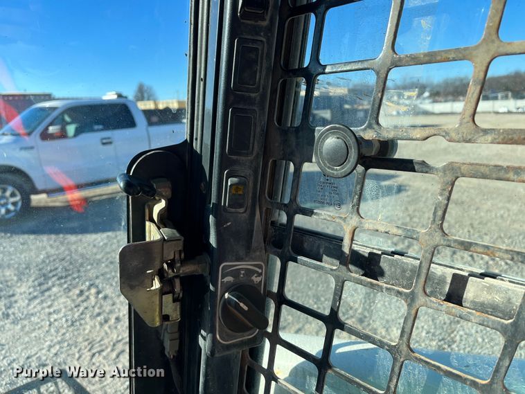 image for item MN9448 2012 Bobcat T750  tracked skid steer loader