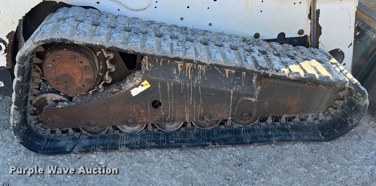 image for item MN9448 2012 Bobcat T750  tracked skid steer loader