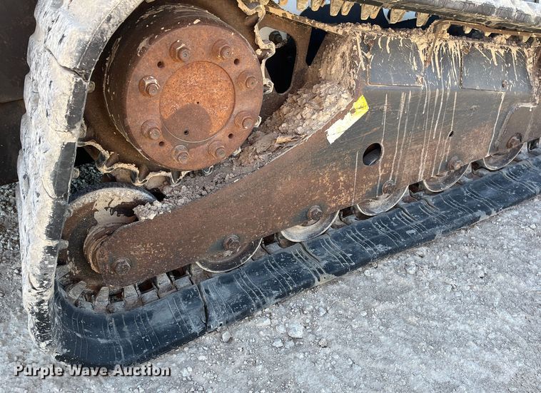 image for item MN9448 2012 Bobcat T750  tracked skid steer loader