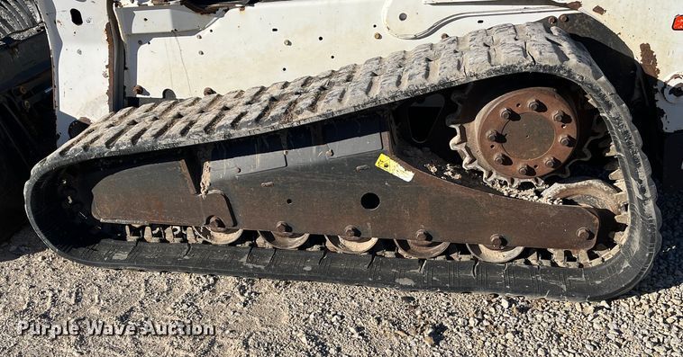 image for item MN9448 2012 Bobcat T750  tracked skid steer loader