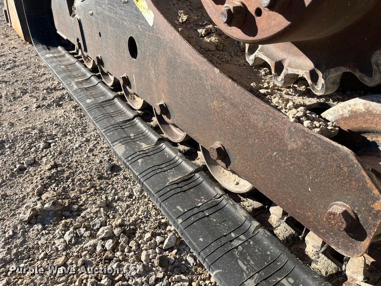 image for item MN9448 2012 Bobcat T750  tracked skid steer loader