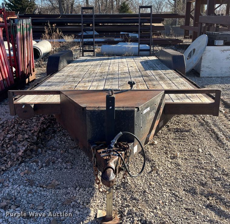 image for item MN9449 2007 Starlite  equipment trailer