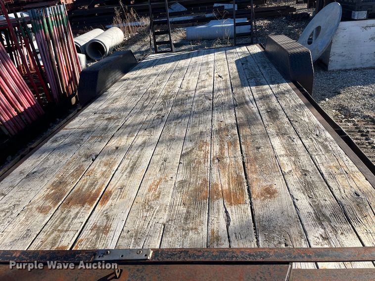 image for item MN9449 2007 Starlite  equipment trailer