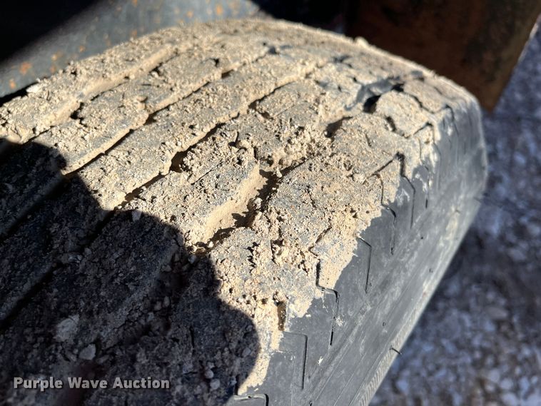 image for item MN9449 2007 Starlite  equipment trailer